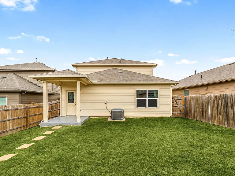 13925 Heywood Dr — Photo 39