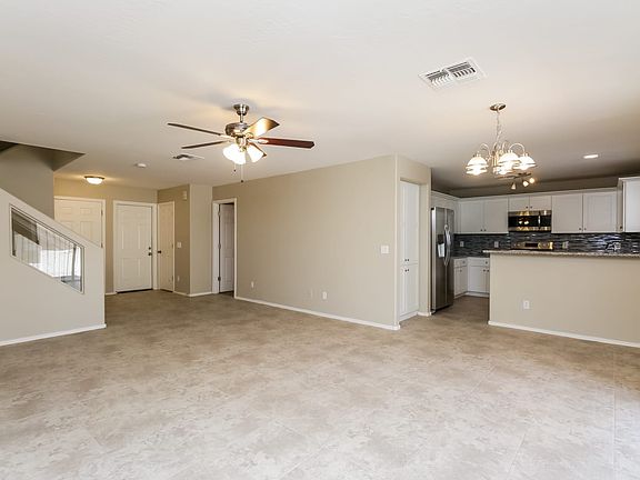 3rd image of 31306 N Cactus Dr