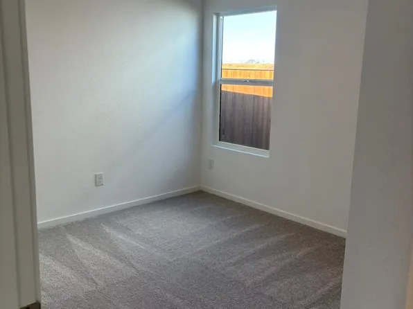 3136 Burmese St #3136, Aubrey, TX 76227