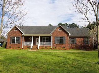 104 Wellons St, Lincolnton, NC 28092