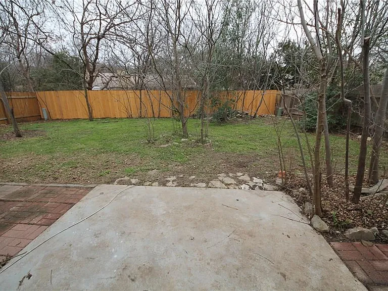 3206 Spaniel Dr — Photo 17