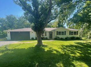 4 Sona Ln, Saint Louis, MO