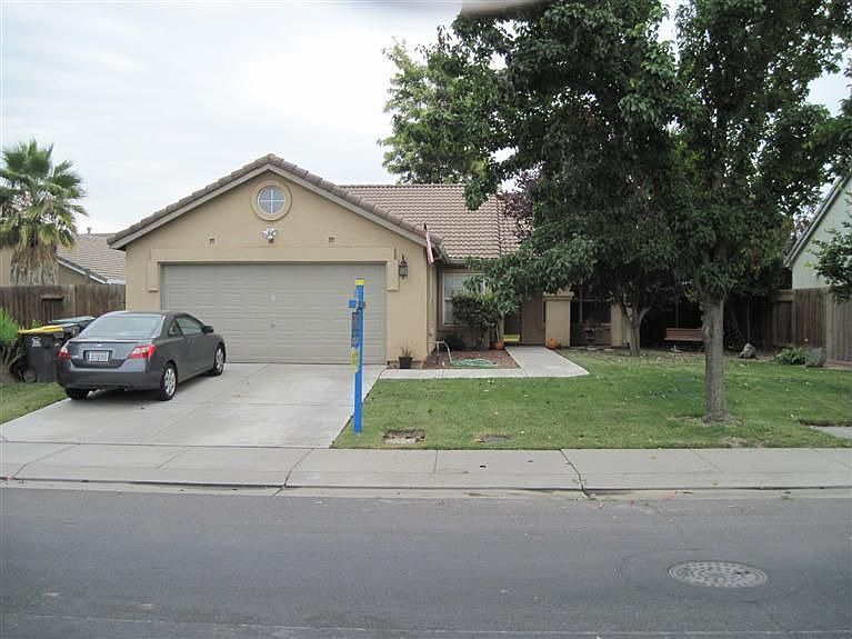 1st image of 1012 William Moss Blvd