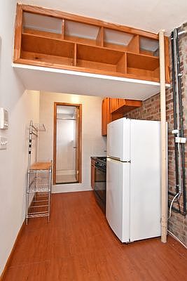 5th image of 123 Ludlow St APT 10