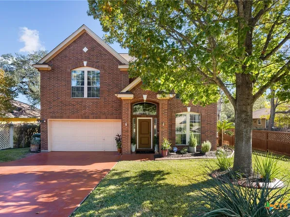 102 Elm Hill Ct, San Marcos, TX 78666