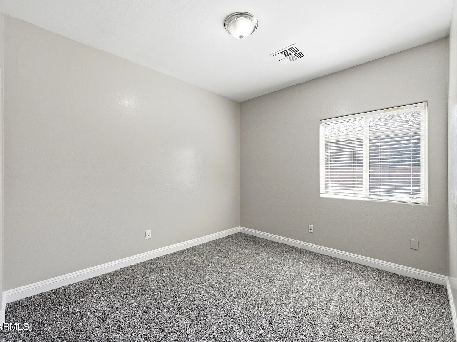 4 bed, 2.0 bath, 1741 sqft, $1,895 — Photo 2