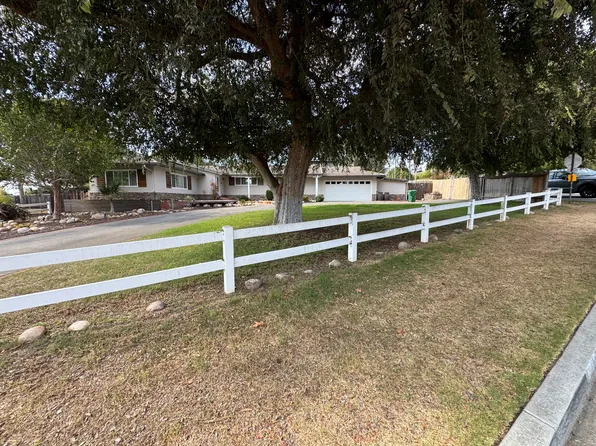 2392 Fire Mountain Dr, Oceanside, CA 92054