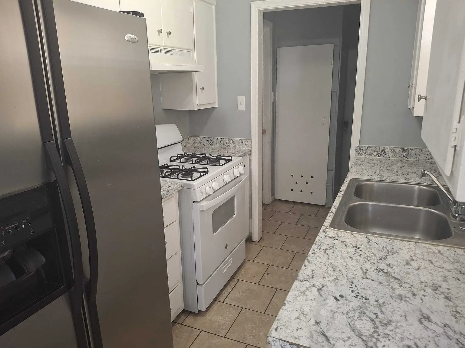 1912 Southwest 24th Street - 1 — Photo 3