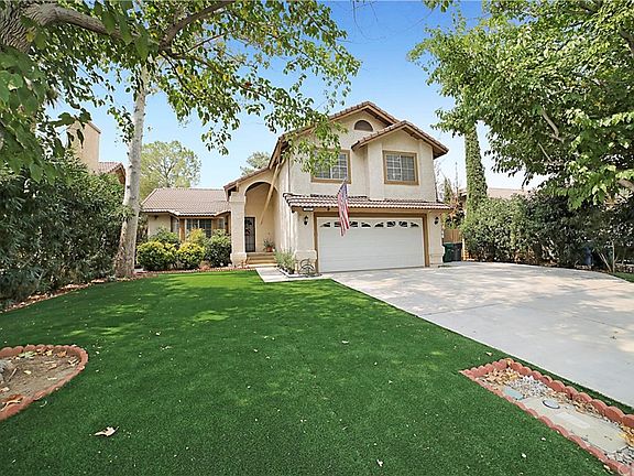 3rd image of 39437 Southcliff Way