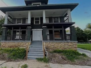 2210 E 34th St, Kansas City, MO 64109