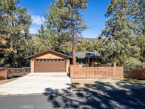 2nd image of 2233 Bernina Dr