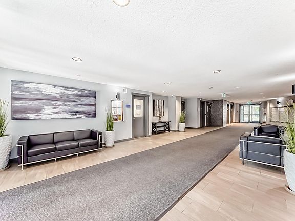 5th image of 560 Griesbach Parade NW #303