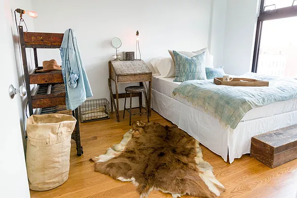 Rented by Nooklyn NYC LLC | media 57