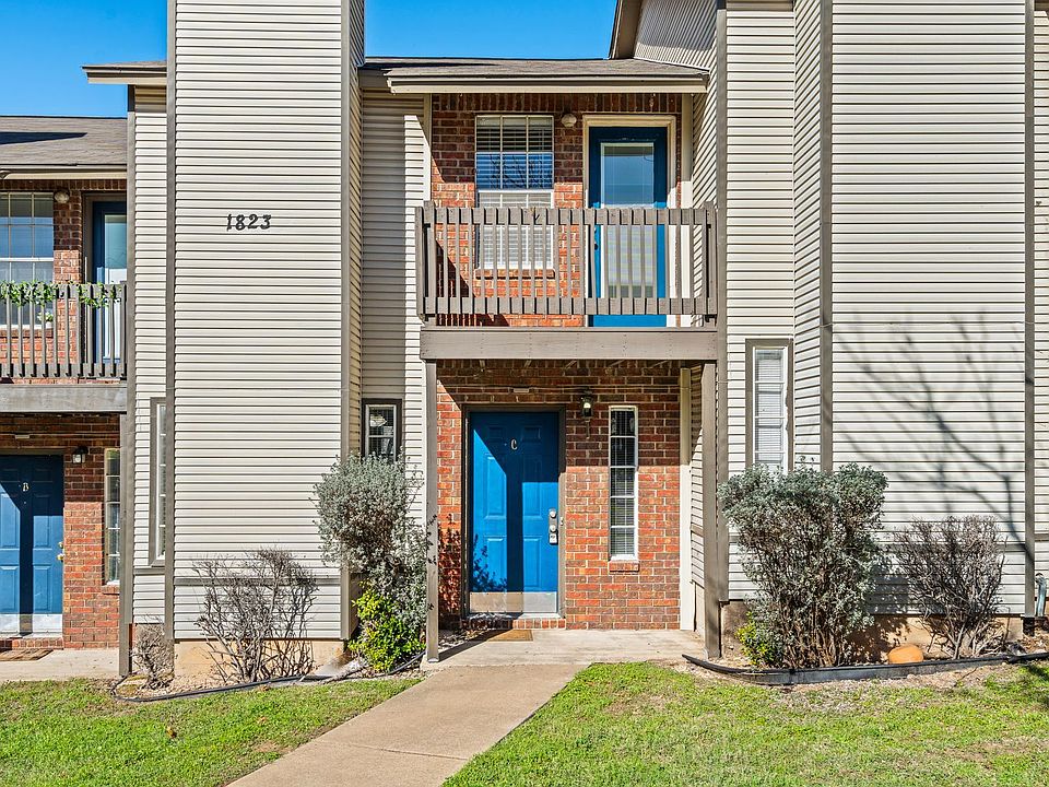 1st image of 1823 River Crossing Cir APT C
