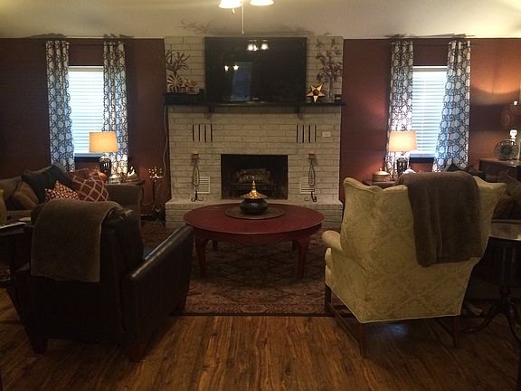 2nd image of 105 Oakland Hills Ter