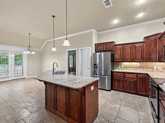 5th image of 2555 N Trafalger Dr