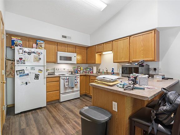 4th image of 2270 Holiday Rd APT 510