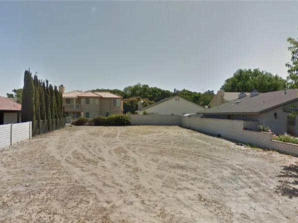 13475 Seagull Dr, Victorville, CA 92395