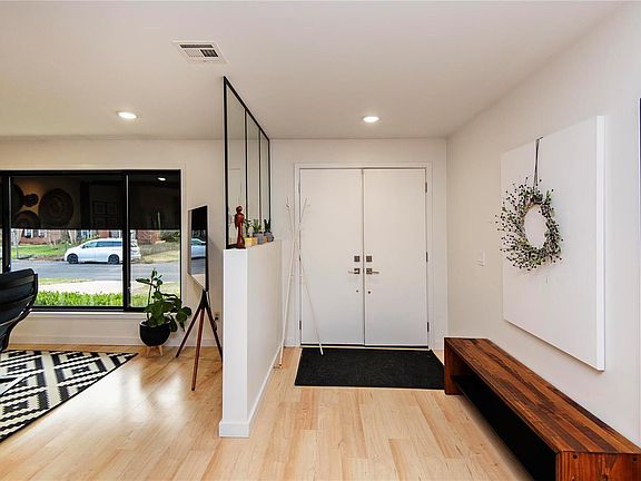 4th image of 9500 Trinadad Ln