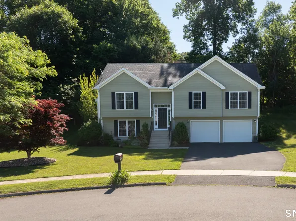 73 Cortland Way, Southington, CT 06489