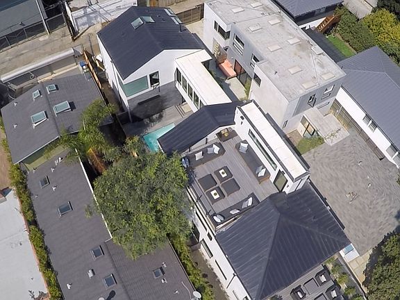 2nd image of 911 Milwood Ave