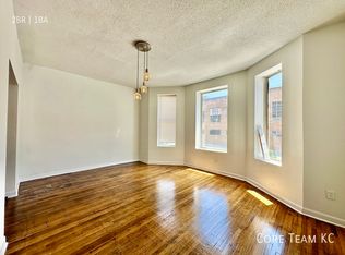 404 W 17th St APT 1E, Kansas City, MO 64108