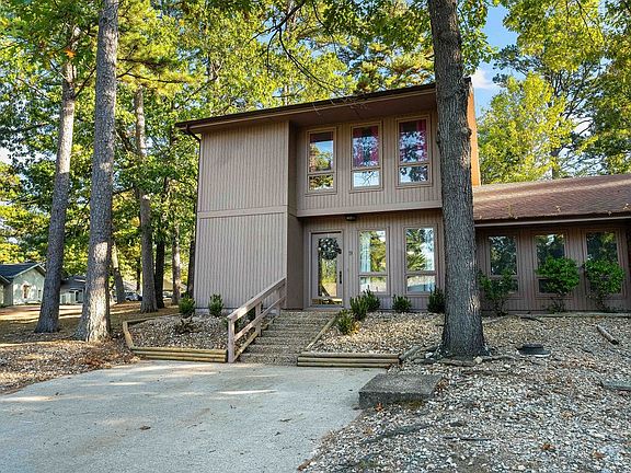 4th image of 9 Mellor Ln