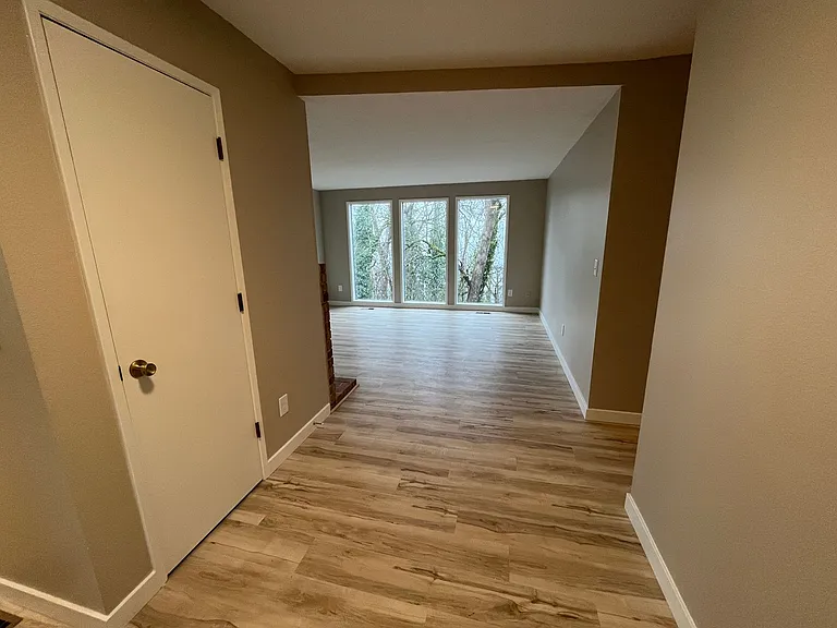 4387 Imperial Dr — Photo 14