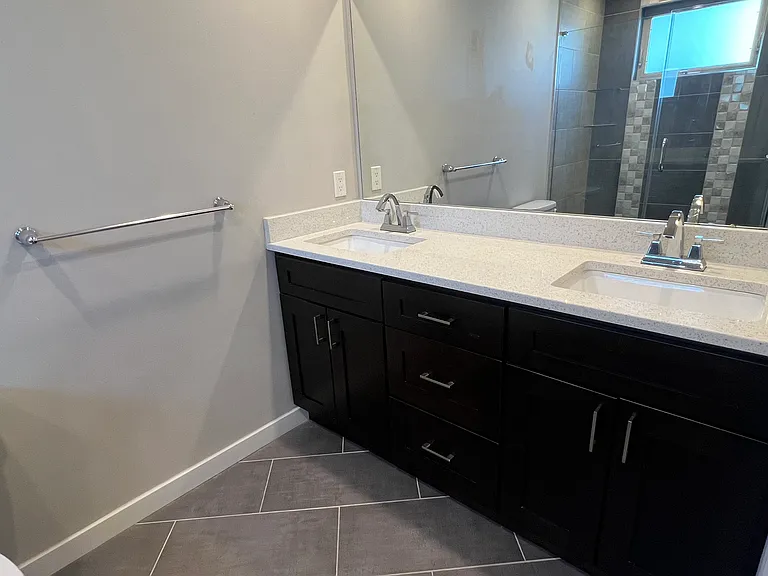 2133 Mountain St — Photo 12