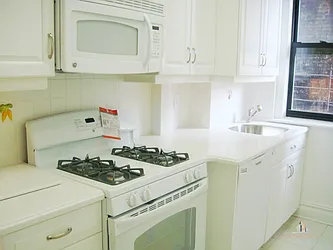 Rented by ONE Manhattan Real Estate