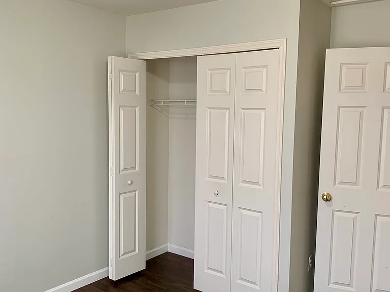 163 Norlawn Cir — Photo 12