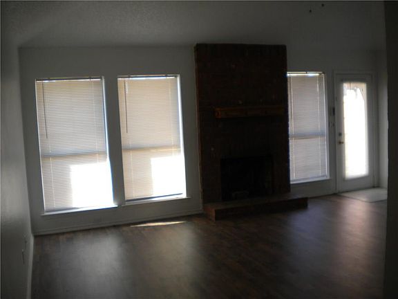 2nd image of 6500 Knottingham Dr
