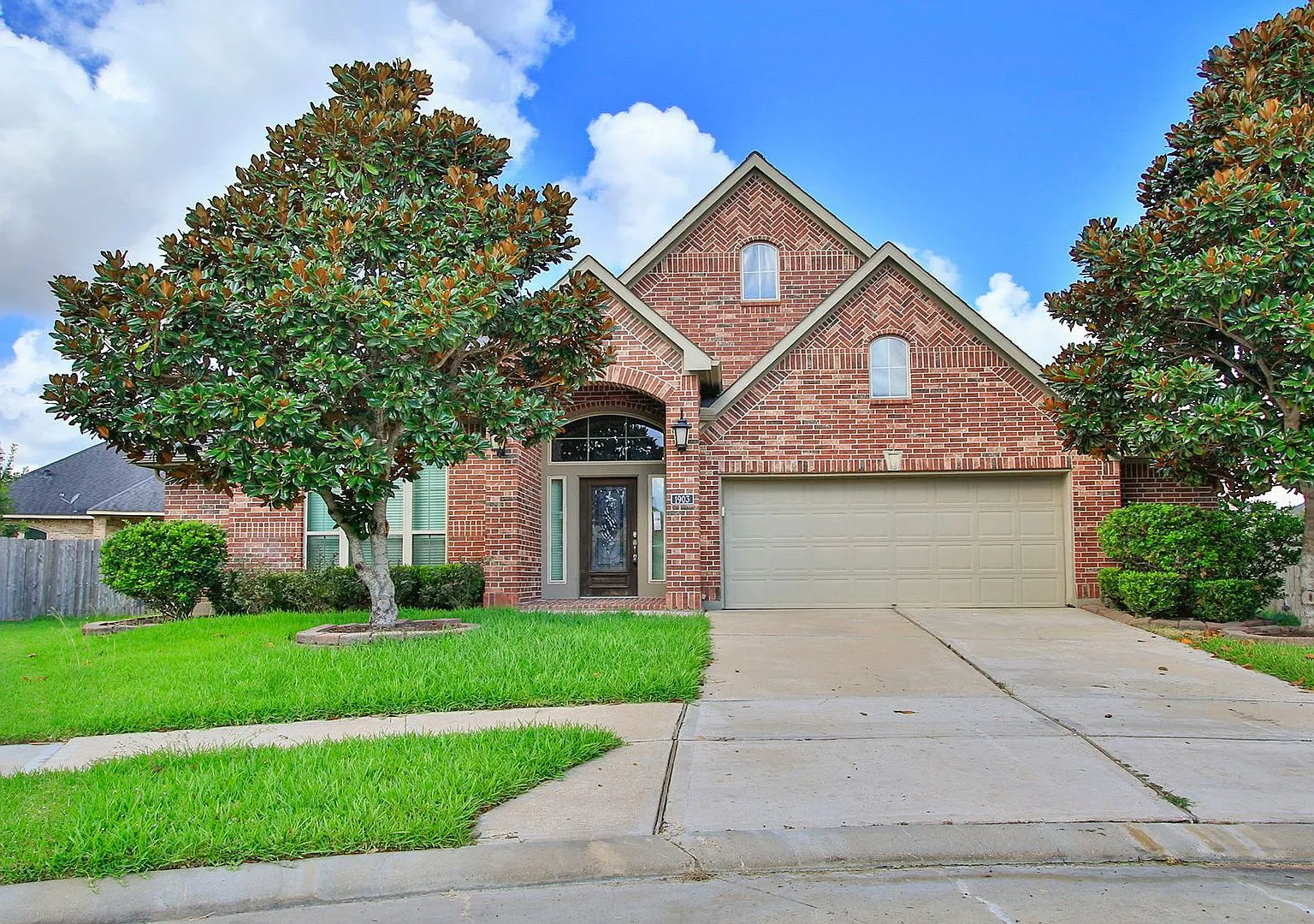 1903 Palmetto Glen | Beautiful brick home in cul-de-sac! | 4 Bed 3 Bath — Photo 1