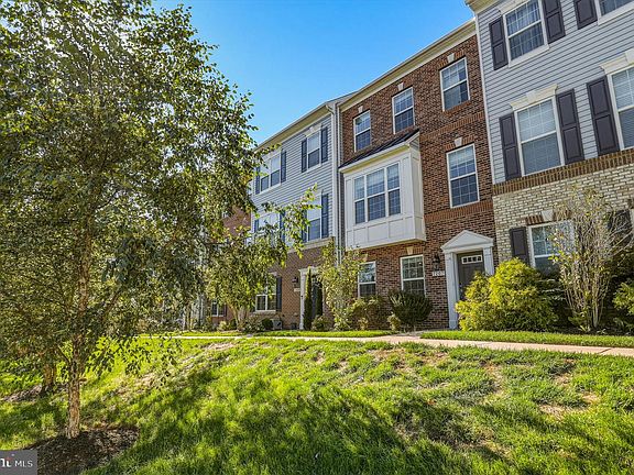 2nd image of 7207 Magnolia Ct
