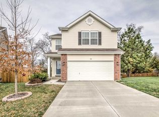 700 College Park Dr, Wentzville, MO 63385