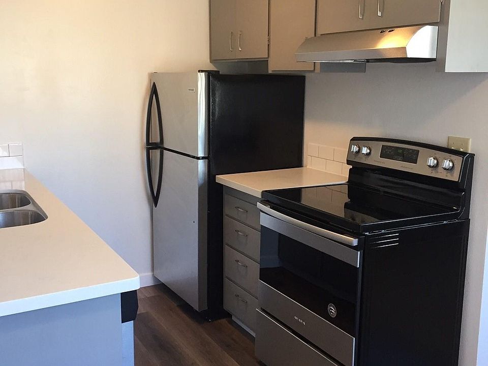 1st image of 702 Yakima Ave APT 4
