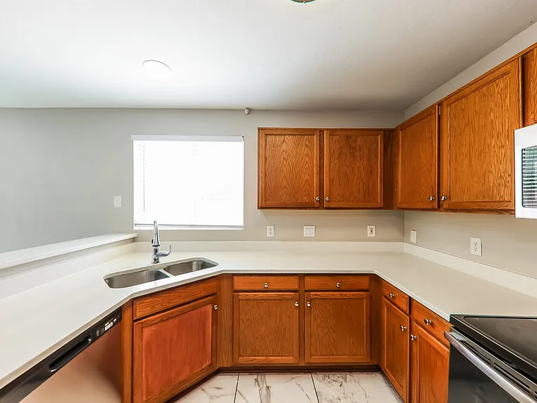 11845 W Lupine Ave — Photo 8