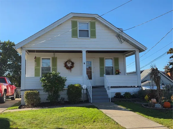 1082 Martin Ave, New Kensington, PA 15068