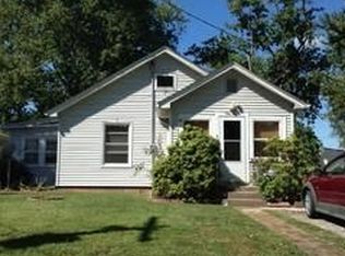 111 Grove Ave, Anna, IL 62906