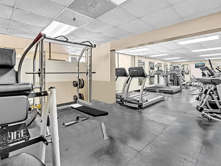 9340 Lagoon Pl #303 — Photo 44