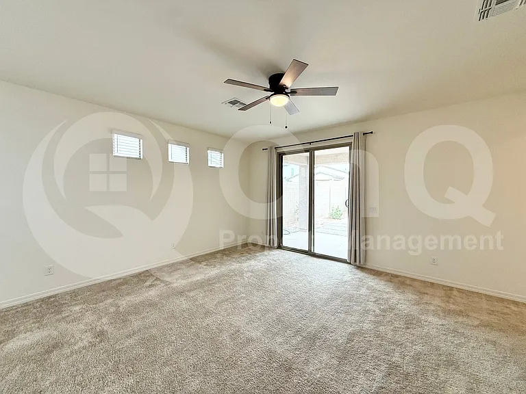 5734 W Getty Dr — Photo 13