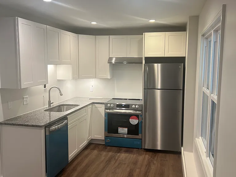 130 Derby Forest Ct — Photo 4