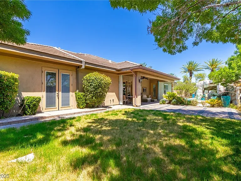 2960 American River Ln — Photo 17