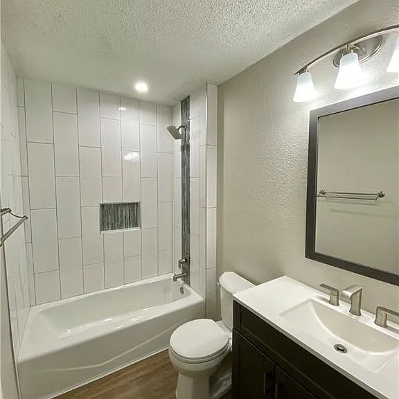 1715 Shadowview Dr #B — Photo 27