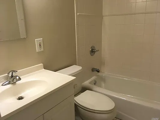 Rented by Douglas Elliman | media 24