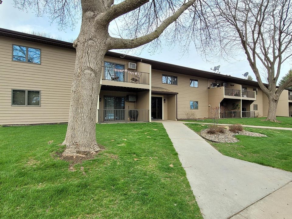 1st image of 3125 Cory Ln APT 103
