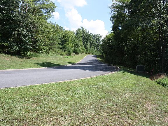 3rd image of Deer Chase Trl