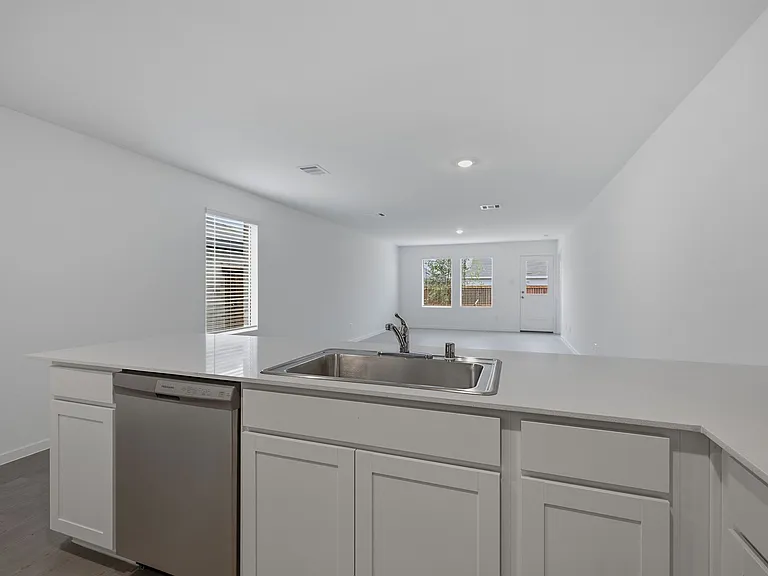 2141 Jesse James Ln — Photo 7