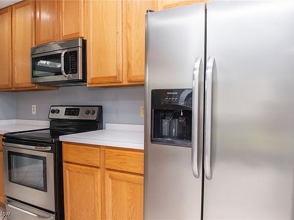 5th image of 307 N Bayshore Dr