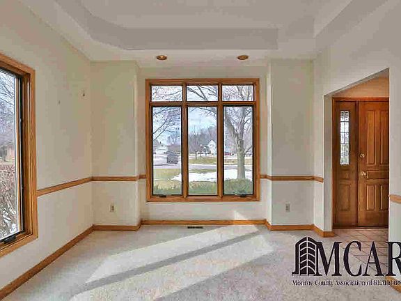 5th image of 4184 Bay West Dr